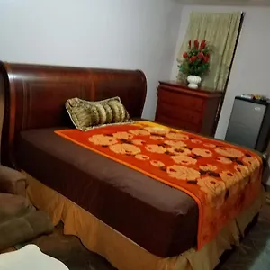 Bed & Breakfast Bklyn Cozy Spot, New York